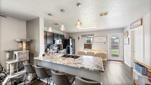 1822 Brookwood Drive, Terrell, TX 75160