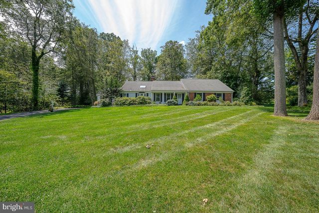 738 WOODCREST RD, Wayne, PA 19087