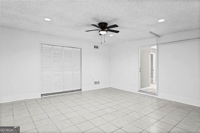 3833 Sunview Drive NW, Acworth, GA 30101