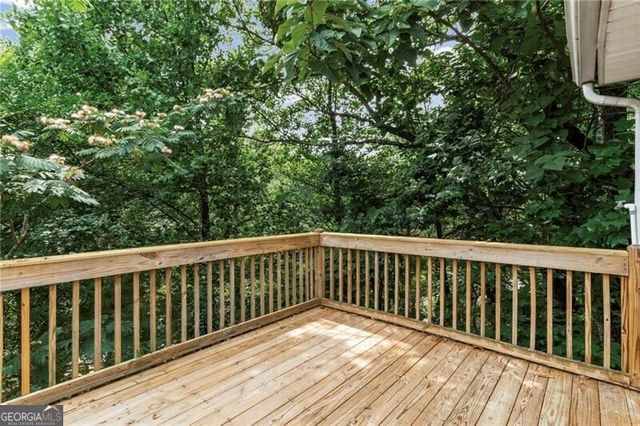 3833 Sunview Drive NW, Acworth, GA 30101