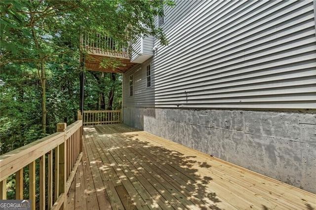 3833 Sunview Drive NW, Acworth, GA 30101