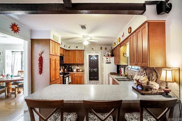 10 Sharondale Place, Maumelle, AR 72113