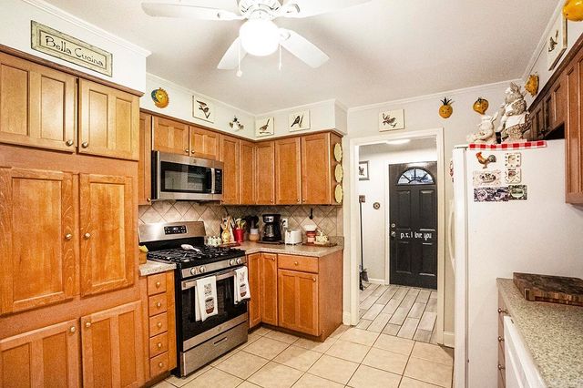 10 Sharondale Place, Maumelle, AR 72113