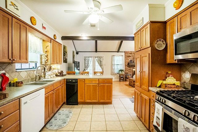 10 Sharondale Place, Maumelle, AR 72113