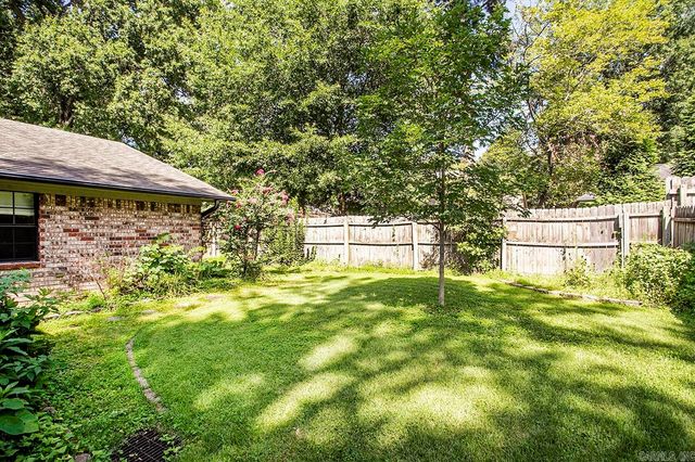 10 Sharondale Place, Maumelle, AR 72113
