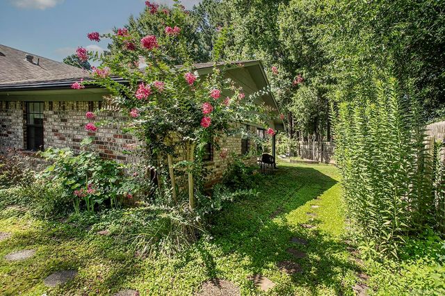 10 Sharondale Place, Maumelle, AR 72113