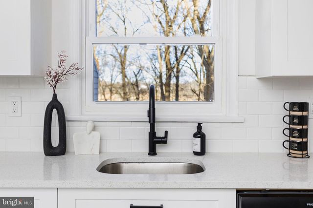 631 US HWY 206, Bordentown, NJ 08620