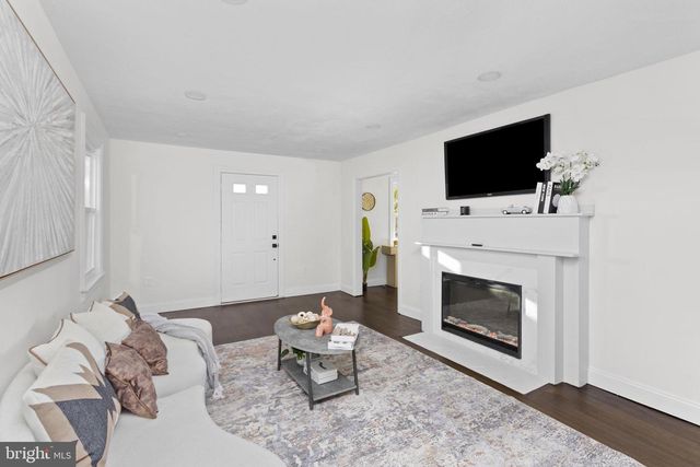 631 US HWY 206, Bordentown, NJ 08620