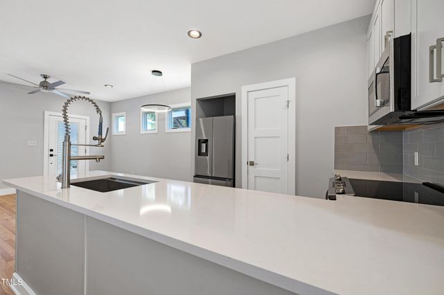 2904 Wadsworth Avenue A, Durham, NC 27707