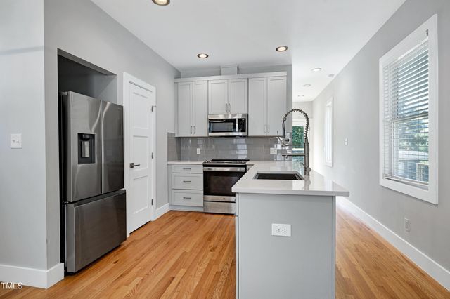 2904 Wadsworth Avenue A, Durham, NC 27707