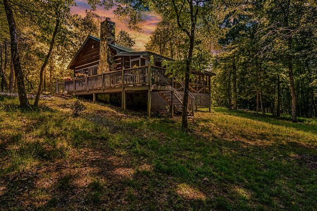 111 Laurel Trail, Blue Ridge, GA 30513