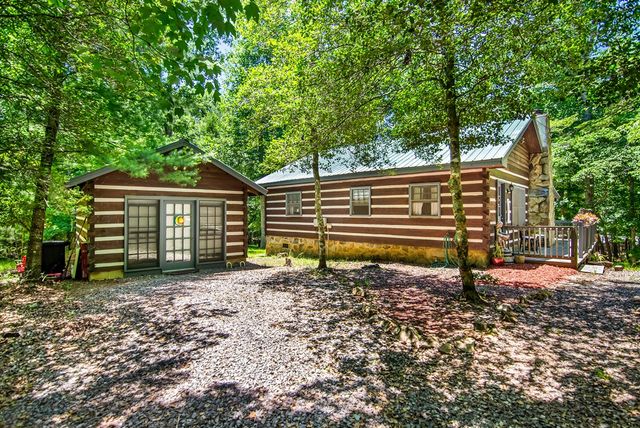 111 Laurel Trail, Blue Ridge, GA 30513