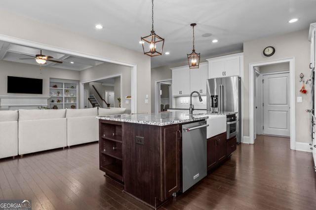 161 Sierra Circle, Woodstock, GA 30188