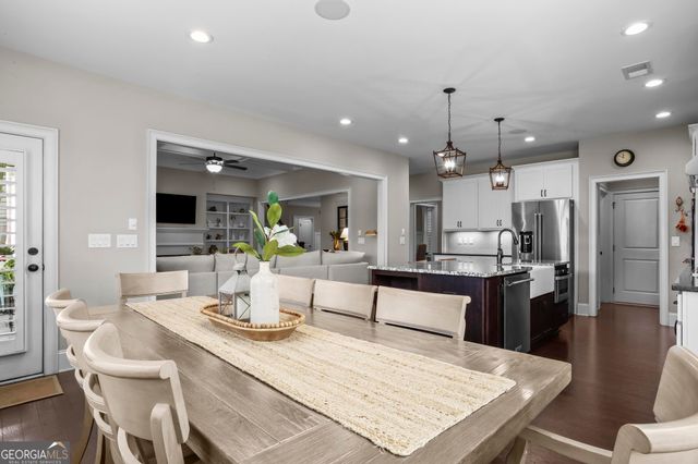 161 Sierra Circle, Woodstock, GA 30188