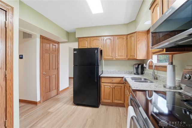 2255 Woodstock Court, Troy, OH 45373