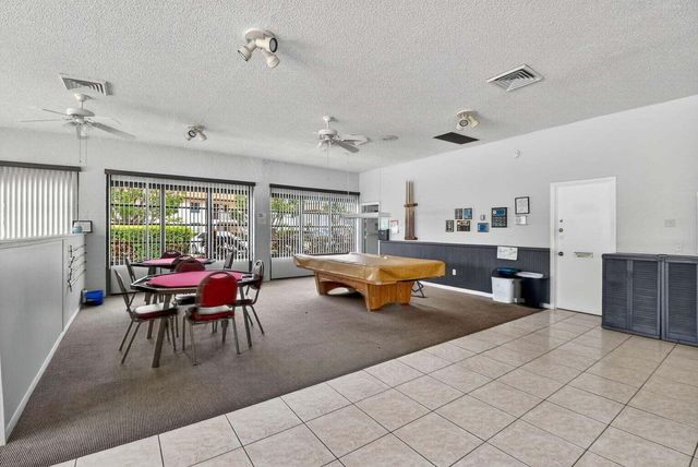 7101 GOLF COLONY Court 201, Lake Worth, FL 33467