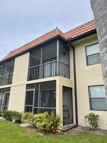 7101 GOLF COLONY Court 201, Lake Worth, FL 33467