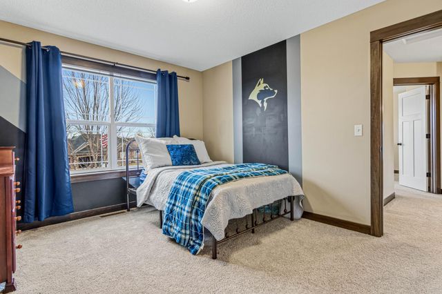 16642 Avocet Street NW, Andover, MN 55304