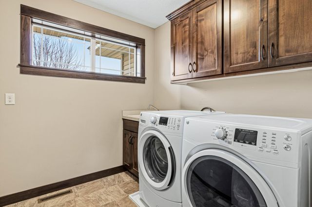 16642 Avocet Street NW, Andover, MN 55304