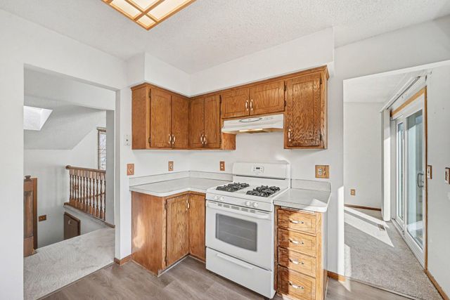 1508 84th Avenue N, Brooklyn Park, MN 55444