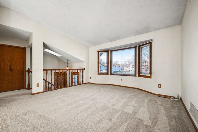 1508 84th Avenue N, Brooklyn Park, MN 55444