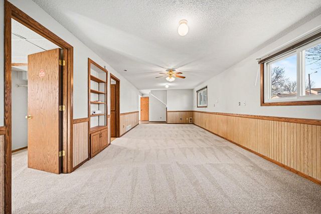 1508 84th Avenue N, Brooklyn Park, MN 55444