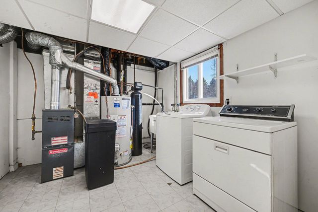 1508 84th Avenue N, Brooklyn Park, MN 55444