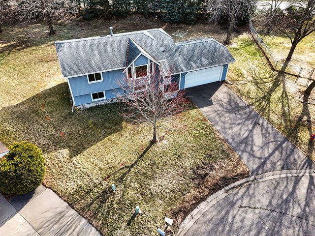 1508 84th Avenue N, Brooklyn Park, MN 55444