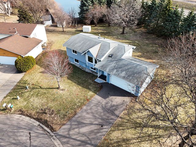 1508 84th Avenue N, Brooklyn Park, MN 55444