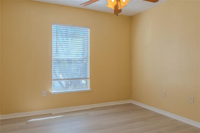 274 CURTIS AVENUE, Groveland, FL 34736