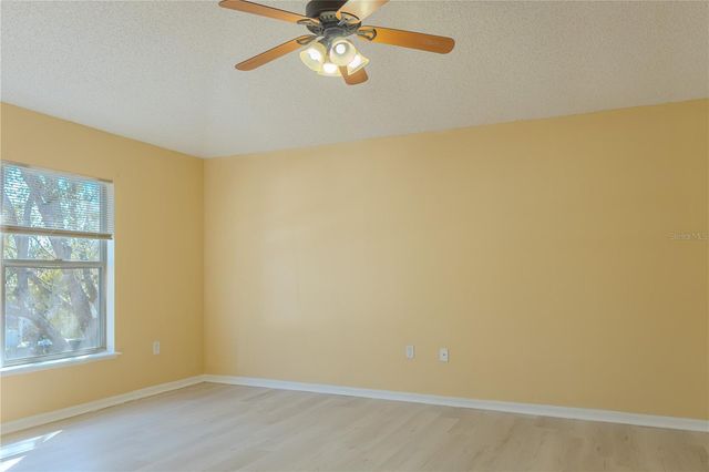 274 CURTIS AVENUE, Groveland, FL 34736