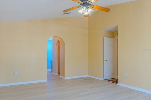 274 CURTIS AVENUE, Groveland, FL 34736