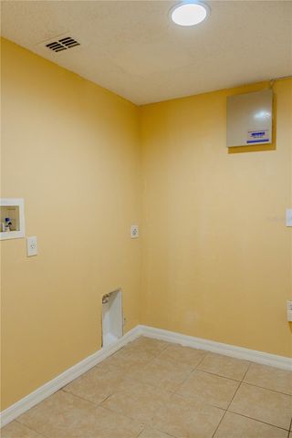 274 CURTIS AVENUE, Groveland, FL 34736