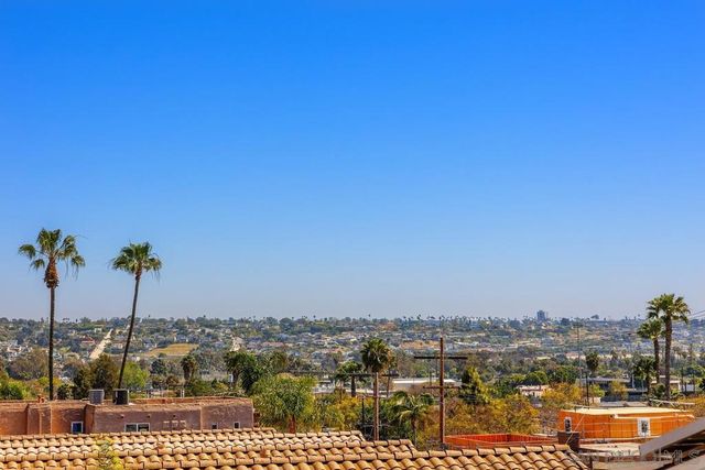 2125 Grand Ave., San Diego, CA 92109