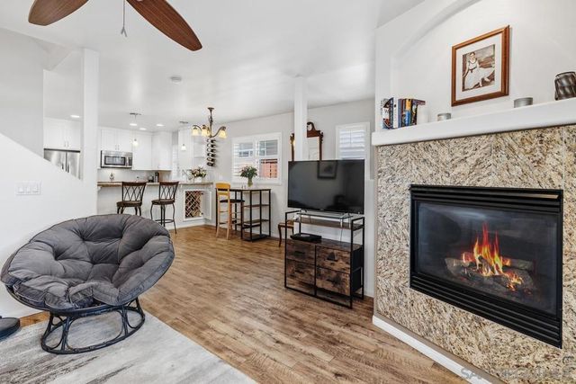 2125 Grand Ave., San Diego, CA 92109