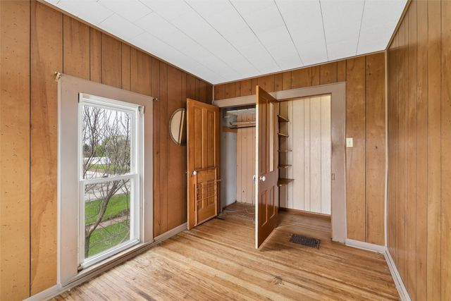 304 5th Street, Menlo, IA 50164