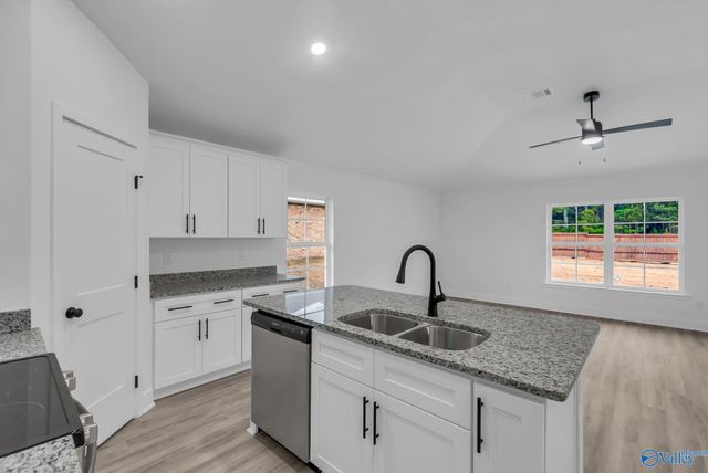 15451 Springbrook Trace, Athens, AL 35611