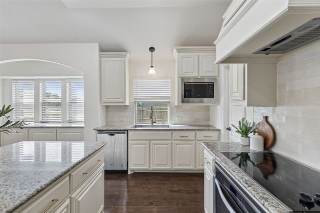 500 Cottage Place, Lavon, TX 75166