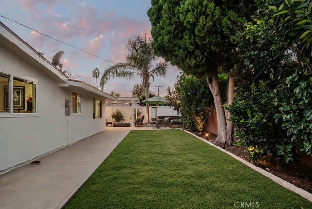 200 Wake Forest, Costa Mesa, CA 92626