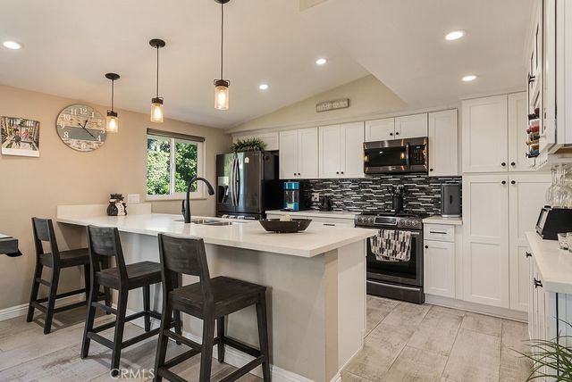 200 Wake Forest, Costa Mesa, CA 92626