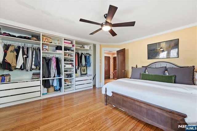 187 Kings Court, Teaneck, NJ 07666