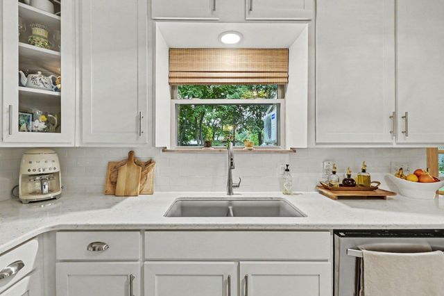 4591 Nakoma Drive, Okemos, MI 48864