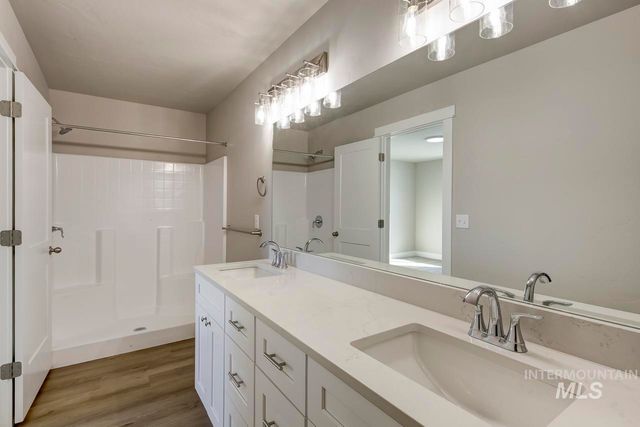 1541 Regency Way, Emmett, ID 83617