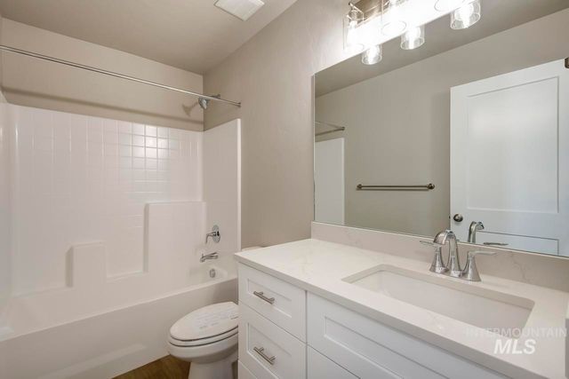 1541 Regency Way, Emmett, ID 83617
