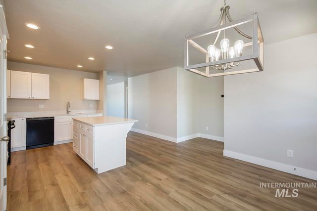 1541 Regency Way, Emmett, ID 83617