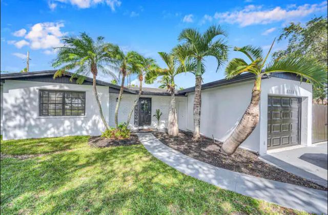 8721 SW 200TH Terrace, Cutler Bay, FL 33189