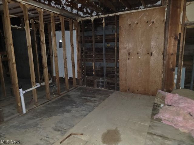 1008 Pike Street, Parkersburg, WV 26101