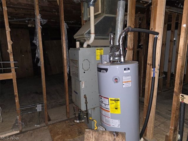 1008 Pike Street, Parkersburg, WV 26101