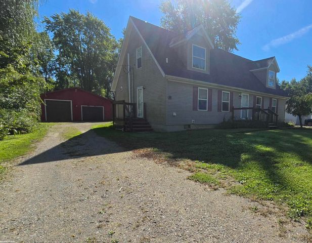 4431 County Line Road, Casco Twp, MI 48064