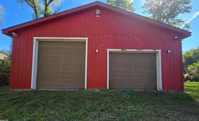 4431 County Line Road, Casco Twp, MI 48064